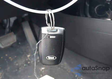 2014 Kia Soul + из США, поврежденный, VIN KNDJP3A56E7704004